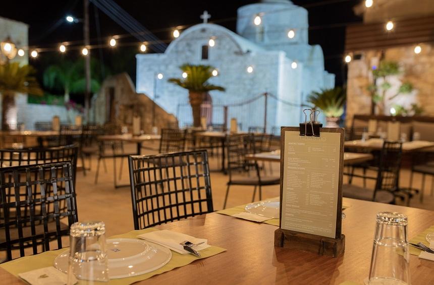 Ταβέρνα Προαύλιο: Ένας μοντέρνος χώρος με παραδοσιακές γεύσεις, λίγο έξω από τη Λεμεσό!