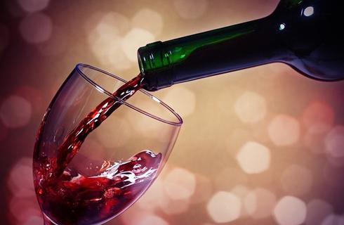 Δωρεάν κρασί, ζιβανία, και κεράσματα για τις γιορτές των Χριστουγέννων στη Γερμασόγεια