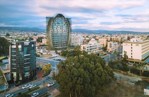 Νέα φωτογραφία από το Oval λίγο πριν την τελική του μορφή