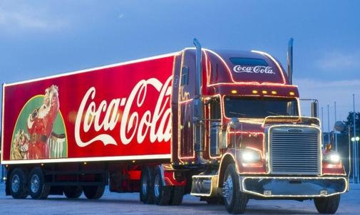 Santa Claus arrives to Limassol in the Christmas Coca-Cola truck!