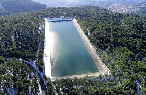 VIDEO + PHOTOS: Εντυπωσιακές εικόνες από φράγματα της Λεμεσού μετά τη βροχή!