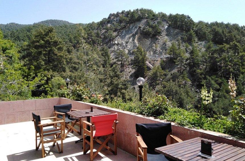 OPENING: Ένα νέο στέκι στην ορεινή Λεμεσό με απίθανη θέα στο πευκοδάσος!