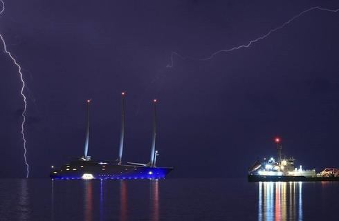 PHOTOS: Οι καταιγίδες ήρθαν για να μείνουν στη Λεμεσό (με θέαμα ασύλληπτο)!