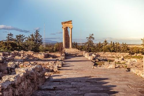 Ιερό Απόλλωνα Υλάτη