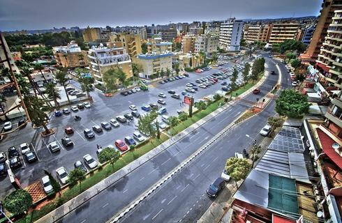 Υπερυψωμένη πλατεία, υπόγειο parking και ξενοδοχείο στον Εναέριο Λεμεσού;