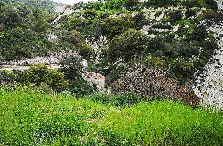 Παρεκκλήσι Αγίου Επιφανίου (Λιμνάτης)