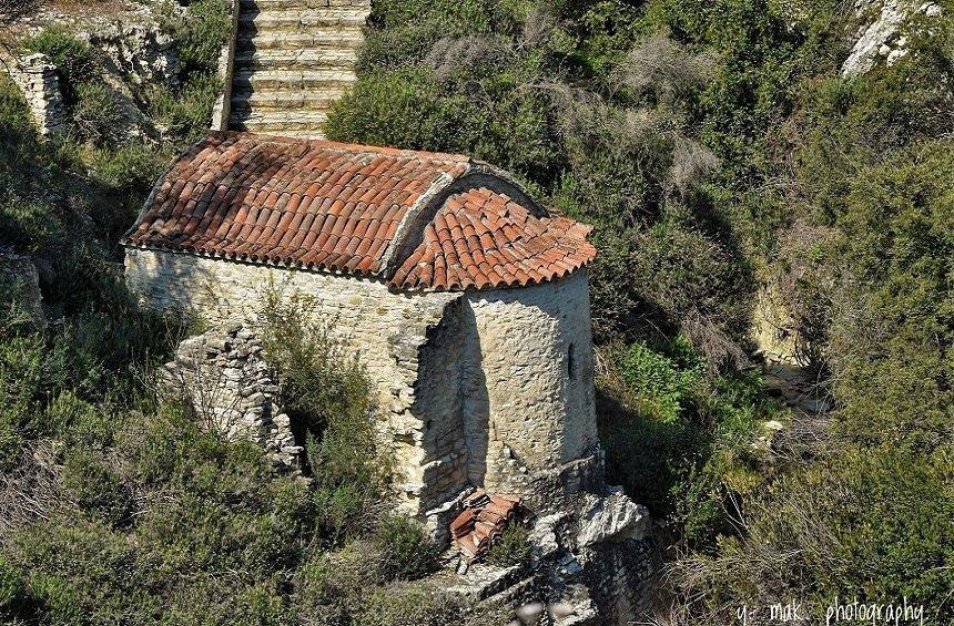 Παρεκκλήσι Αγίου Επιφανίου (Λιμνάτης)