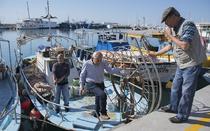 Όλοι μοιάζουν να έχουν ακόμα πολλά να πουν με τον πρώην Δήμαρχο.