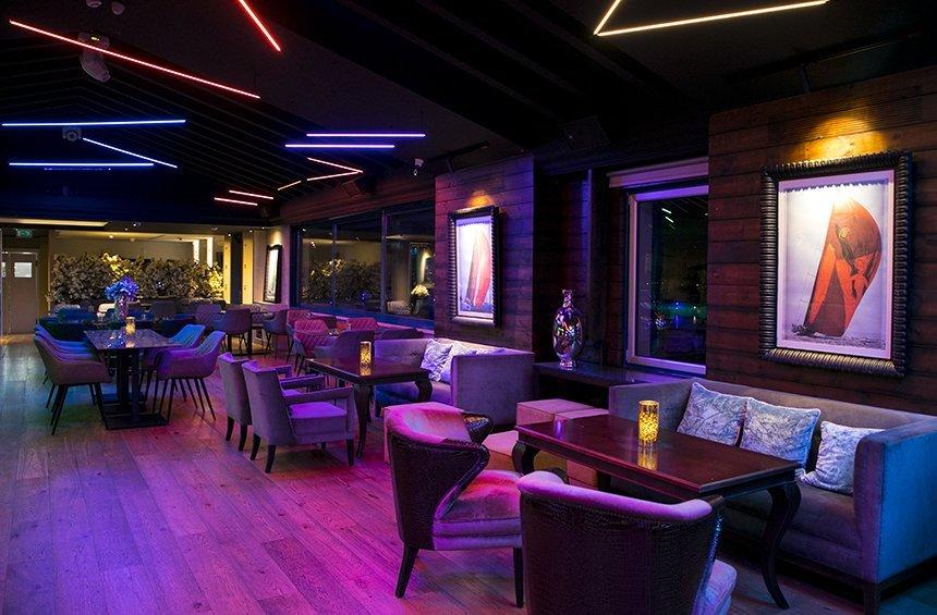 Attika at the Yacht Club: Ένας εντυπωσιακός χώρος για φαγητό και ποτό με θέα, στη Λεμεσό!