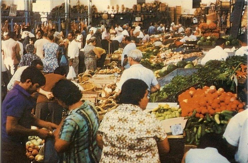 PHOTOS: Η Α' Δημοτική Αγορά κέντρο ζωής και εμπορίου για πάνω από 1 αιώνα!