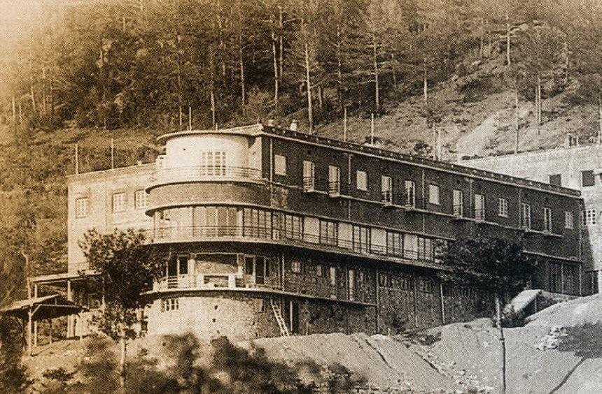 Το ξενοδοχείο κατά τη δεκαετία του 1930.