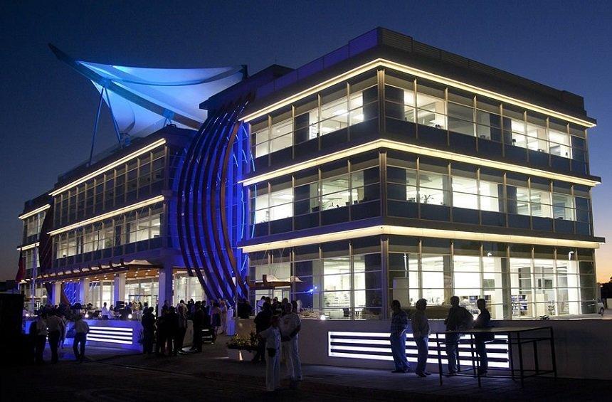 Grand Futur: Το φουτουριστικό κτίριο, που εντυπωσιάζει τη δυτική Λεμεσό!