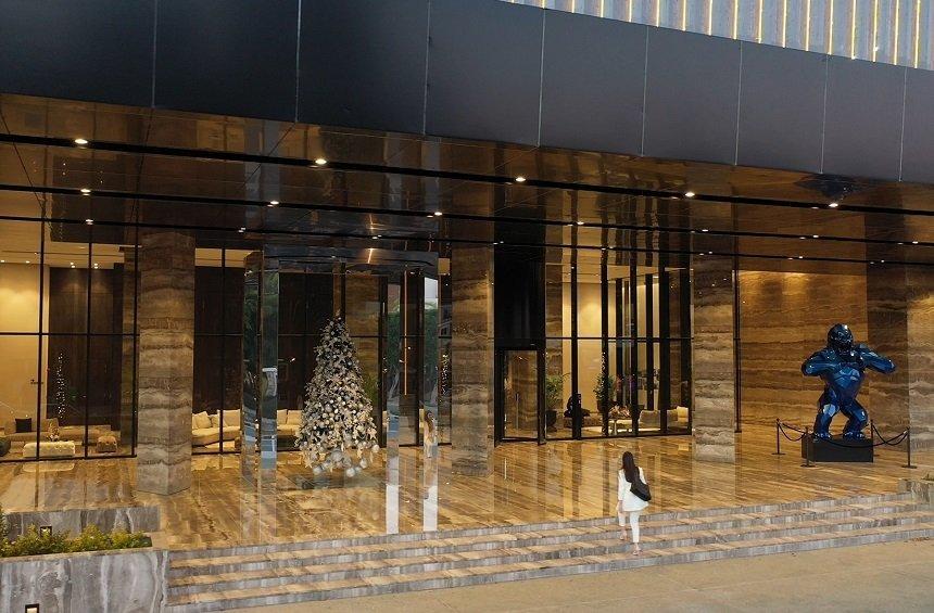 La Caleta: Το ψηλότερο εστιατόριο της Κύπρου, άνοιξε τις πόρτες του στη Λεμεσό!