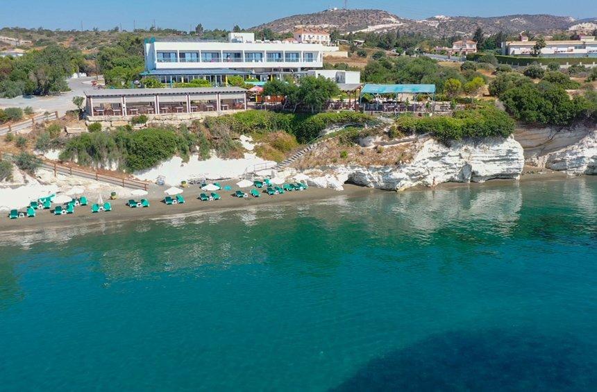 Panagiotis Governor's Beach (Ακτή Κυβερνήτη)