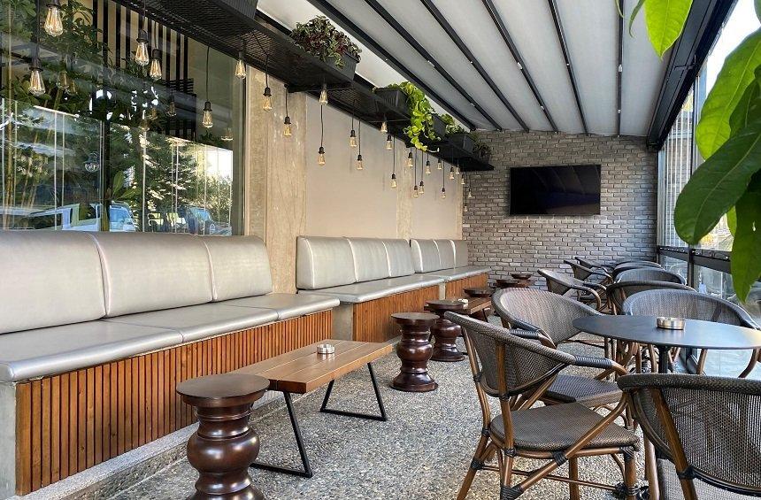 OPENING: Το νέο, εντυπωσιακό café στη Μακαρίου στη Λεμεσό!
