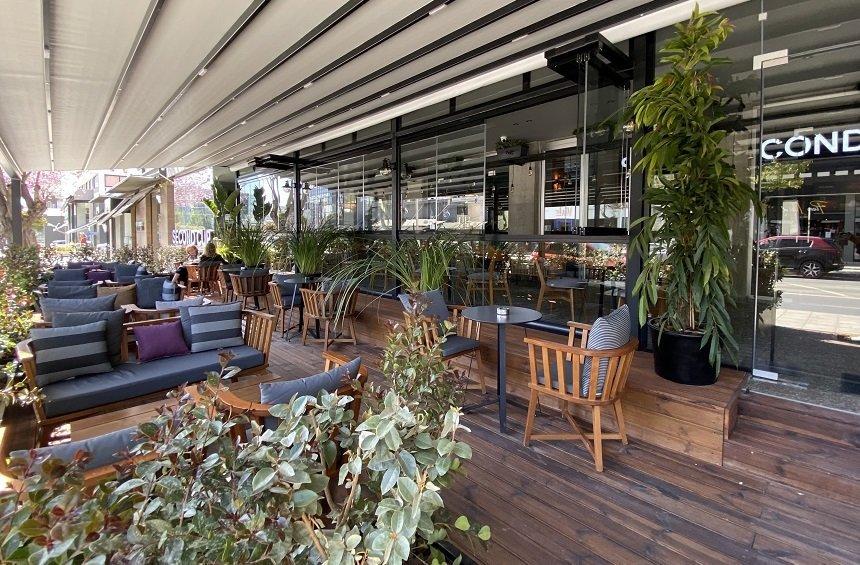 OPENING: Το νέο, εντυπωσιακό café στη Μακαρίου στη Λεμεσό!
