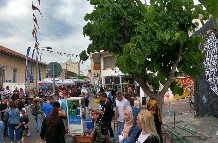 Η μοναδική ατμόσφαιρα του Street Life Festival μέσα από πολύχρωμα στιγμιότυπα!