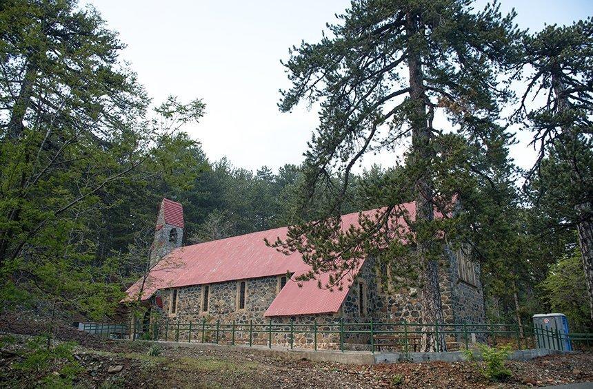 Εκκλησία Αγίου Γεωργίου του Δάσους
