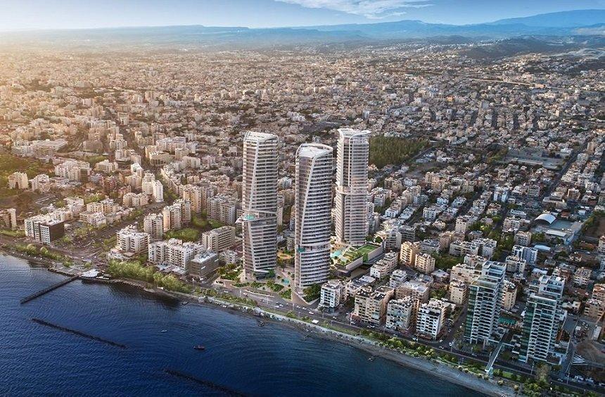 PHOTOS: Πλατεία 7000 m² δίπλα στη θάλασσα της Λεμεσού!