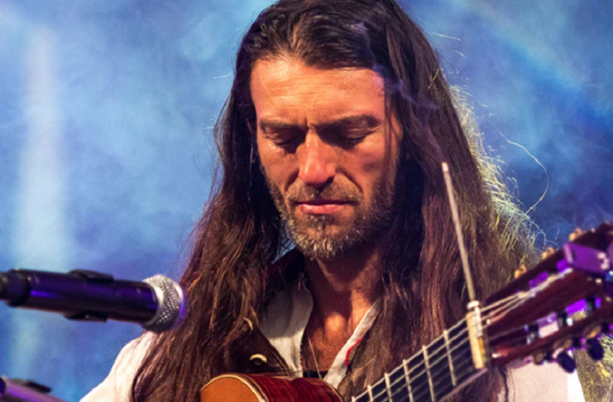 Estas Tonne