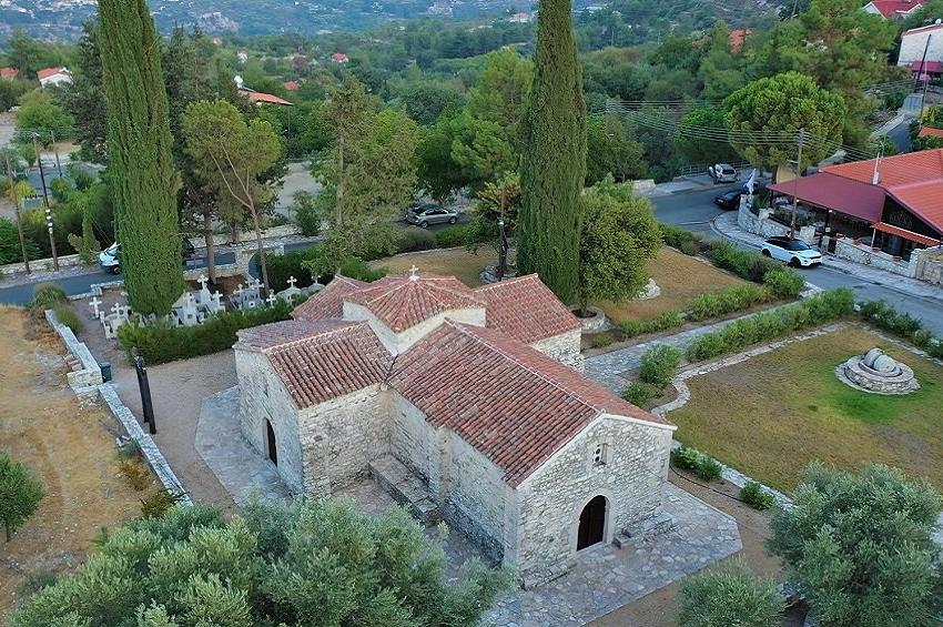 Holy Cross church (Kouka)