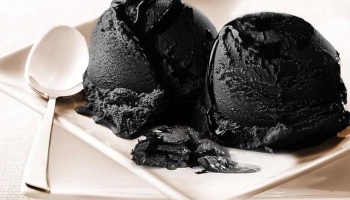 You could never imagine what the black ice cream in Limassol is made of!