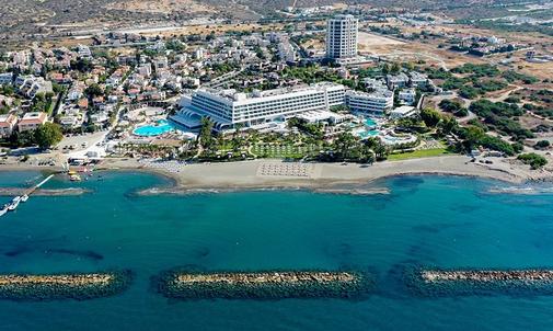 Aoratoi Beach (Nammos Limassol – Parklane)