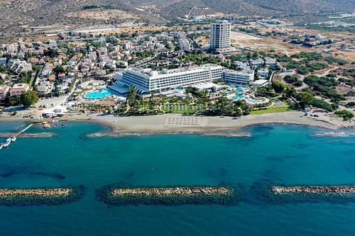 Aoratoi Beach (Nammos Limassol – Parklane)