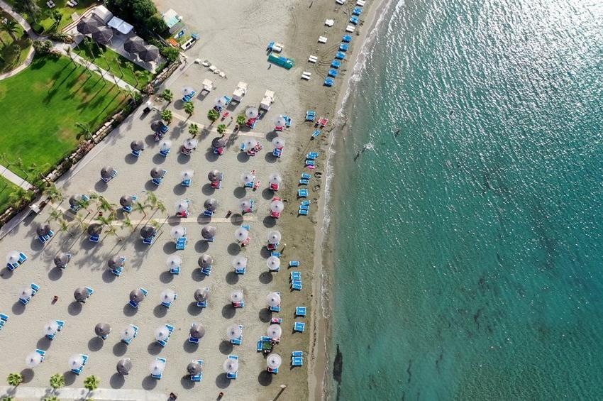 PHOTOS + VIDEO: A sandy beach in Limassol, among locals' favorites!