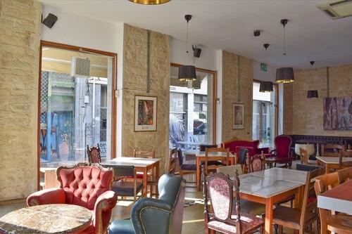 Π Café: A warm, retro space in the historical center of Limassol!