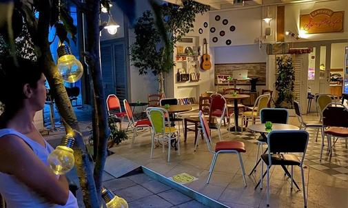 Souvenir: Constantina created a hangout that awakens the memory in Limassol!