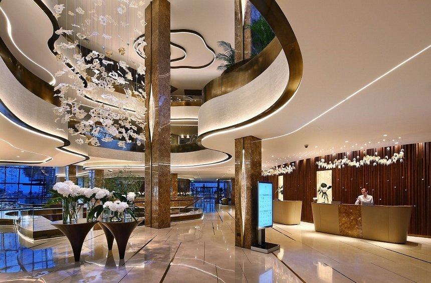 Four Seasons Hotel 5*