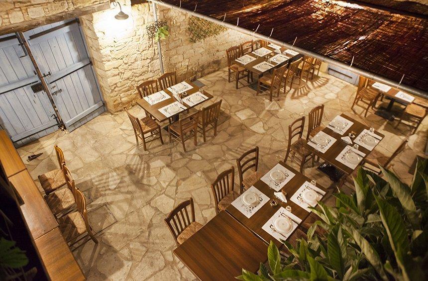 'Areti' tavern: A tavern in the village, with aromas reminiscent of grandma's kitchen!