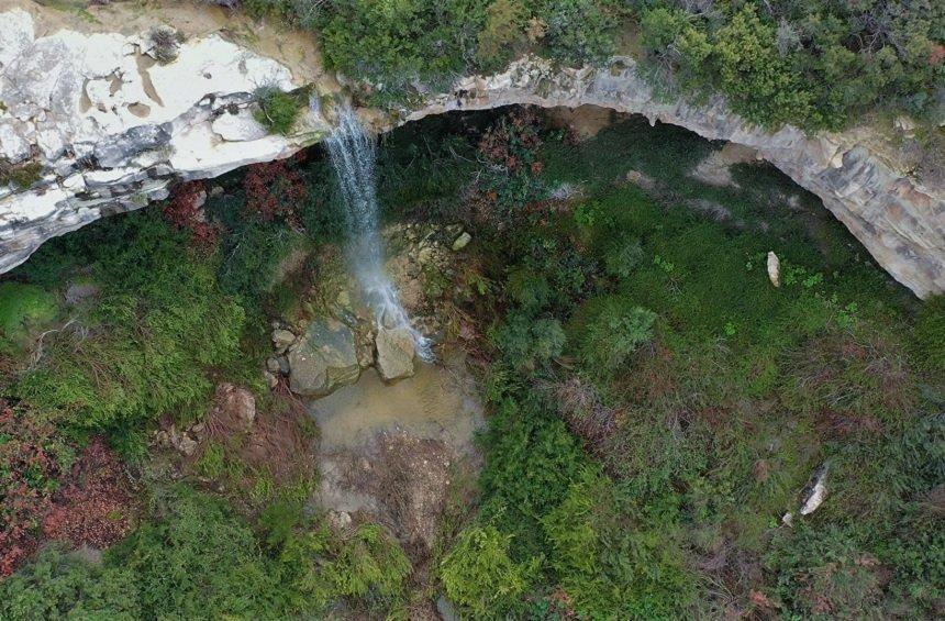 Waterfall of Prasteio Avdimou