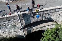 PHOTOS: They enjoyed the only double bridge in Cyprus, hanging on ropes!