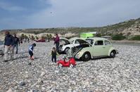 PHOTOS + VIDEOS: Traditional Green Monday in the incredible natural beauty of the Limassol district!