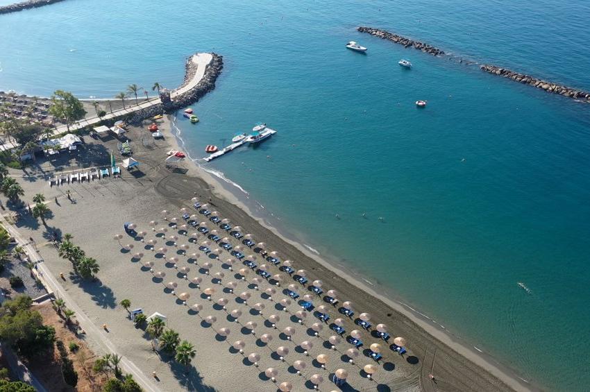 PHOTOS + VIDEO: One of the most popular beaches, east of Limassol!