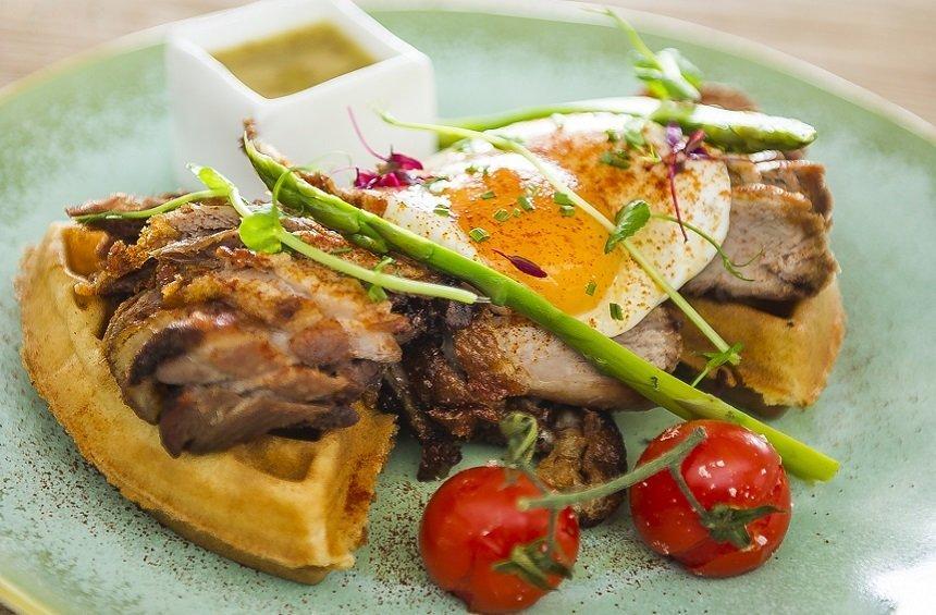 A dish with duck changes the brunch experience in Limassol!