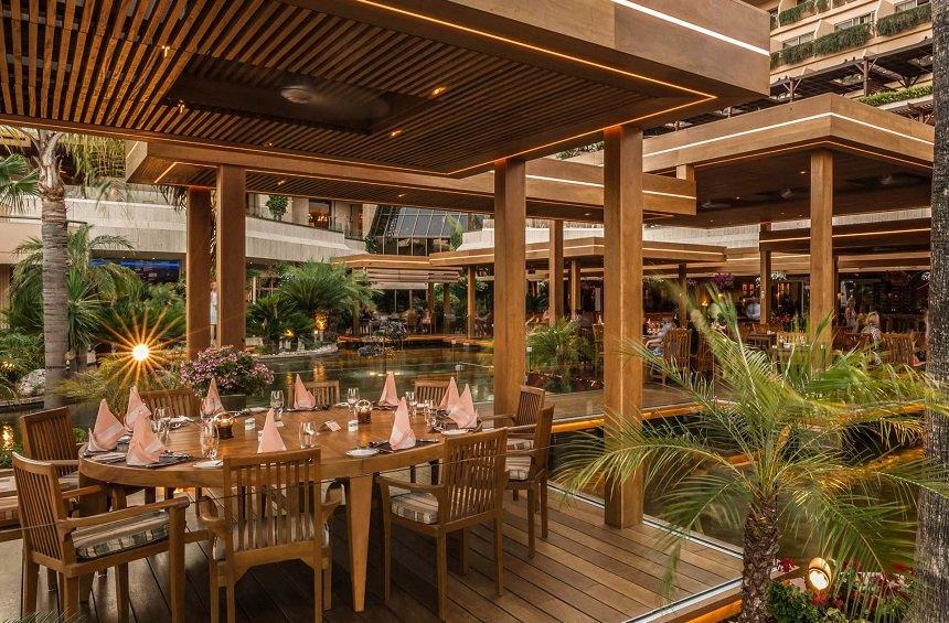 Tropical Restaurant: A restaurant in Limassol that takes you on a trip to the Caribbean!