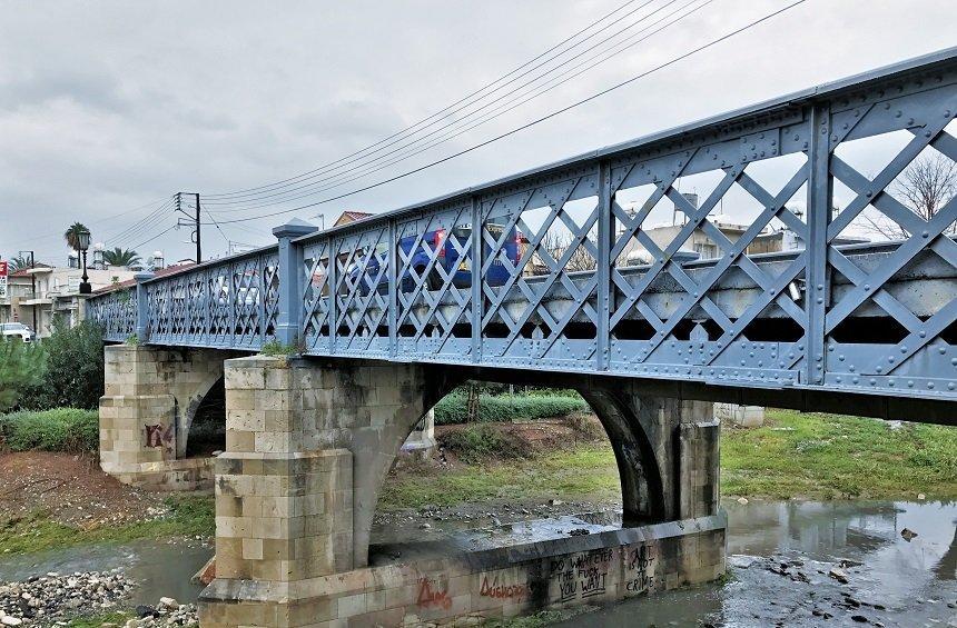 4 Lanterns: The historical bridge that saved the Limassol city center!