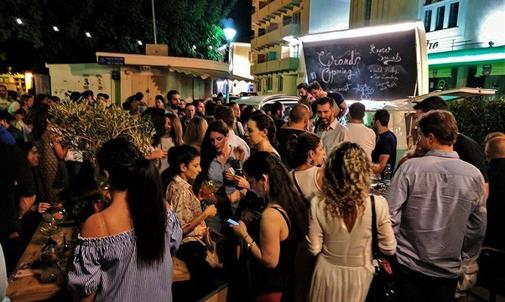 An alternative party with special cocktails and burgers at the Limassol shipyard!