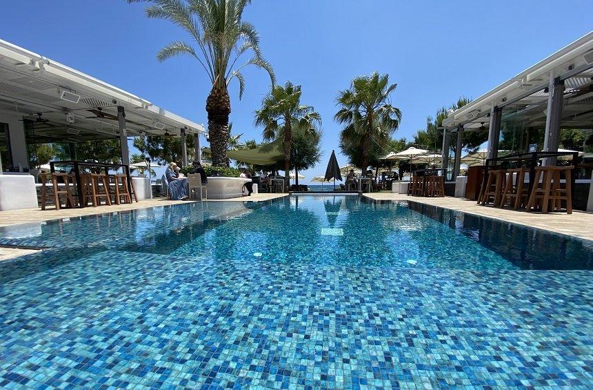 Columbia Beach: A space in Limassol that has changed the dining and entertainment scene!