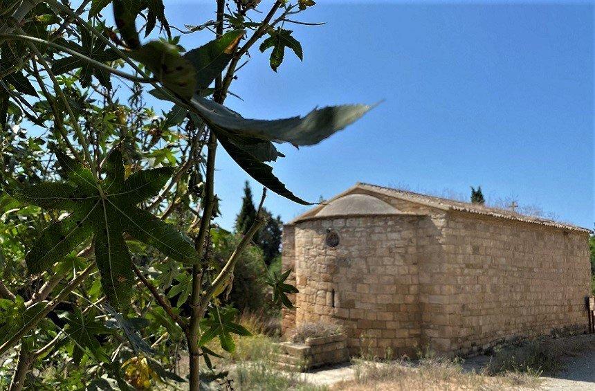 Chapel of Panagia Galactoforousa (Asomatos)