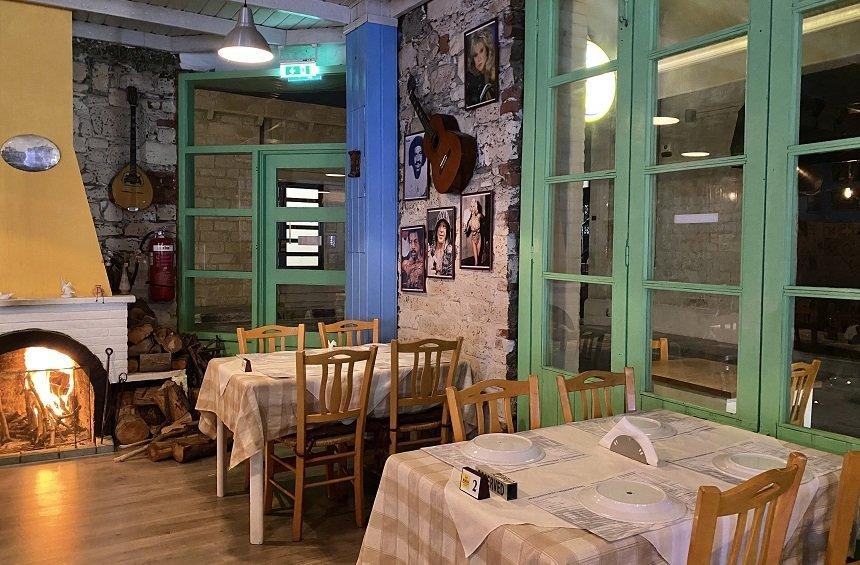 Apachiko: A hospitable tavern, with beloved flavours of Cypriot cuisine in the square!