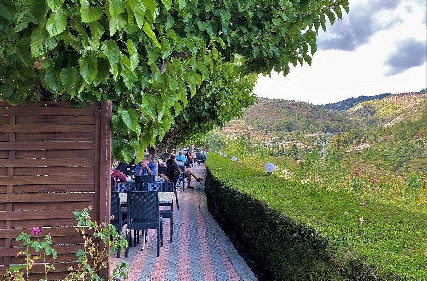 Amiandos Gardens: A tavern in the Limassol mountains with a rich buffet and a wonderful view!