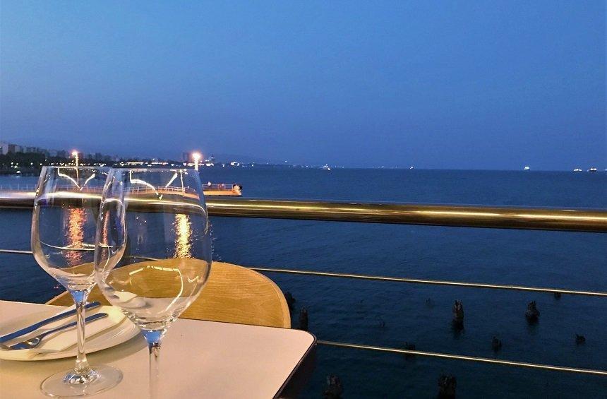 Jazz and swing rhythms on a balcony atop the Limassol sea!