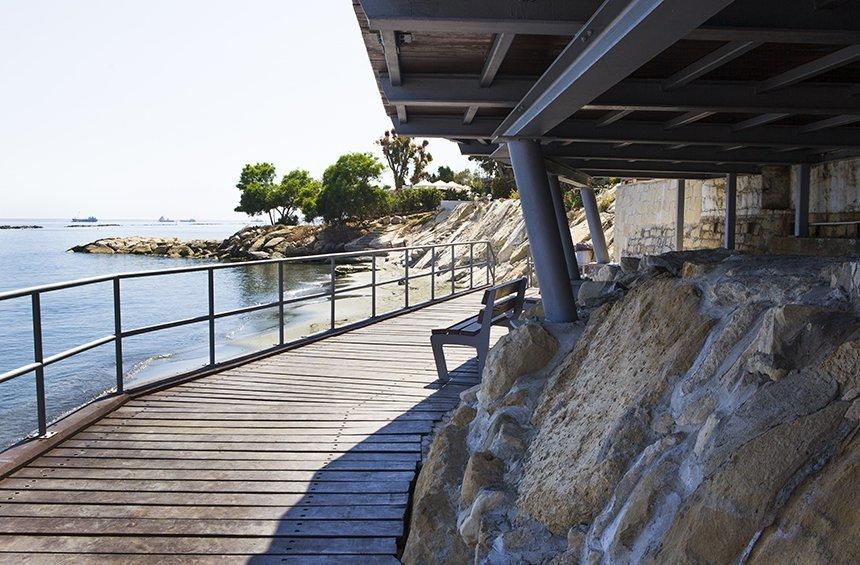 PHOTOS + VIDEO: A new, coastal pedestrian walkway is set to upgrade the image of the Limassol tourist area!