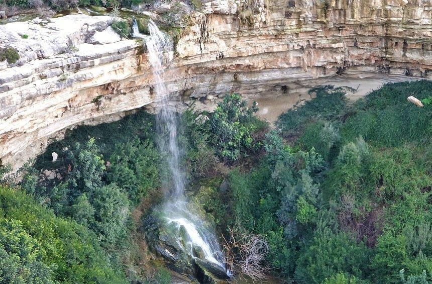 Waterfall of Prasteio Avdimou