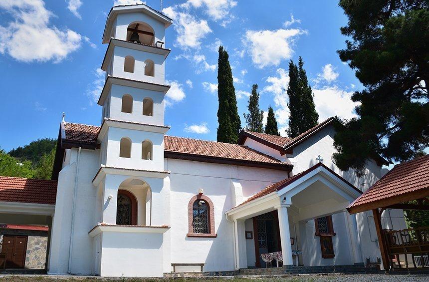 Agios Demetrios church (Kato Platres)