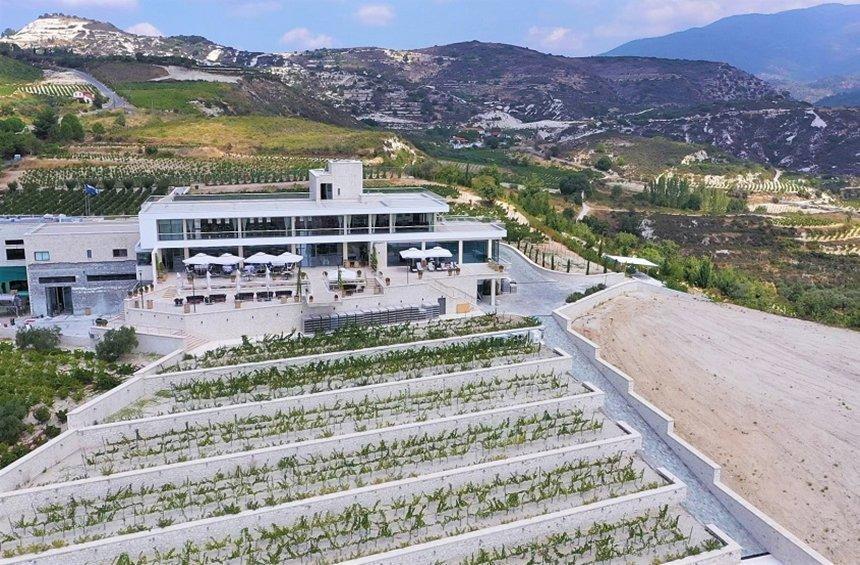 Playia restaurant: A dining venue, in a winery with panoramic views!